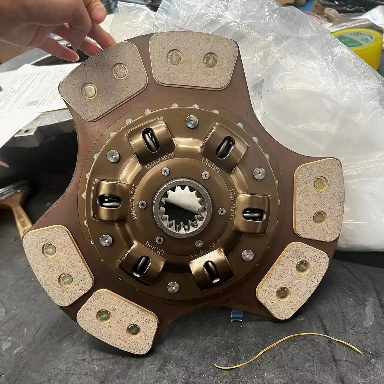 Wholesale350mm Clutch Disc Truck Parts Clutch Cover Clutch Pressure Plate